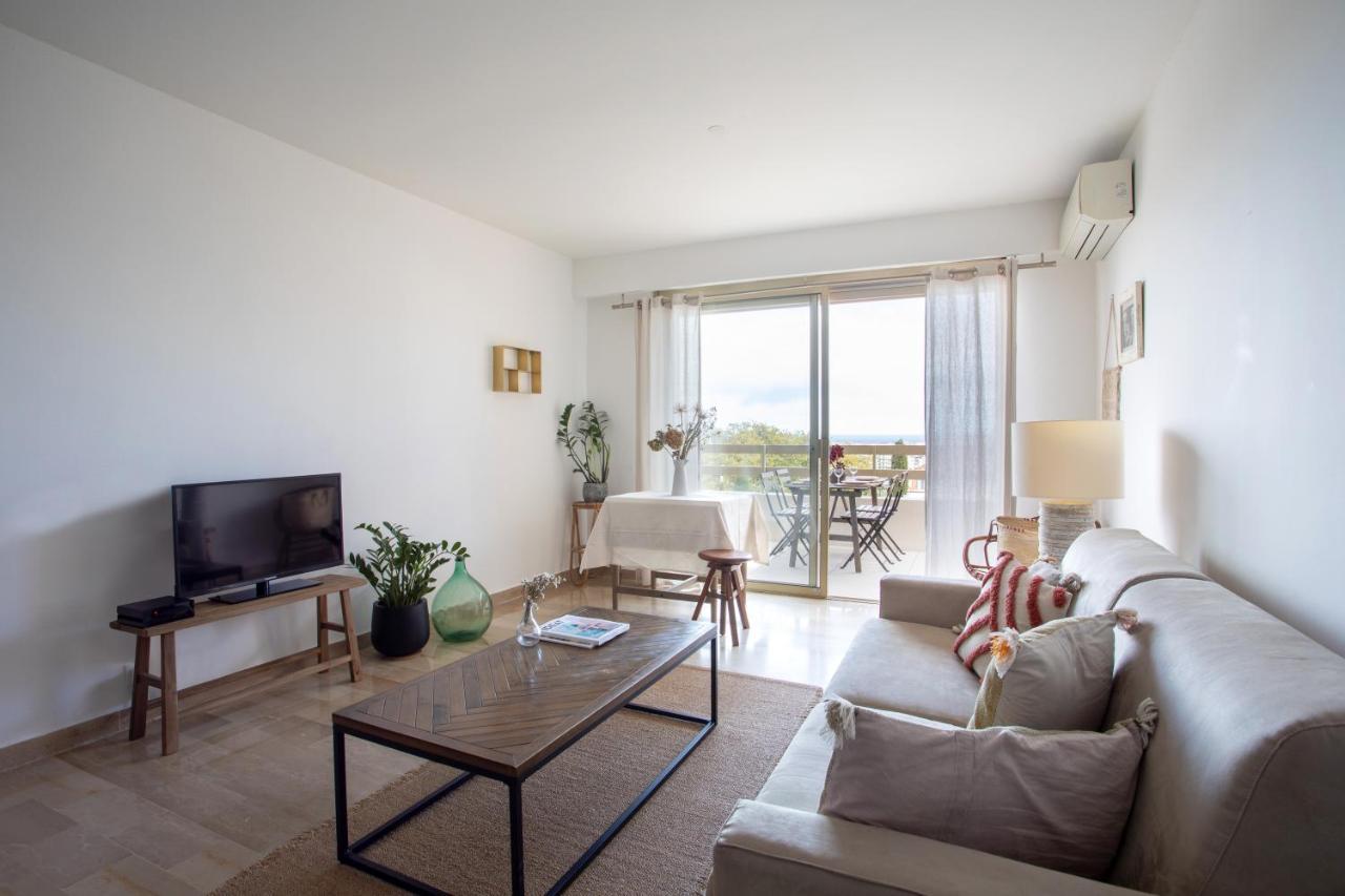 Vue Mer, Terrasse Et Parking Prive Antibes Bagian luar foto
